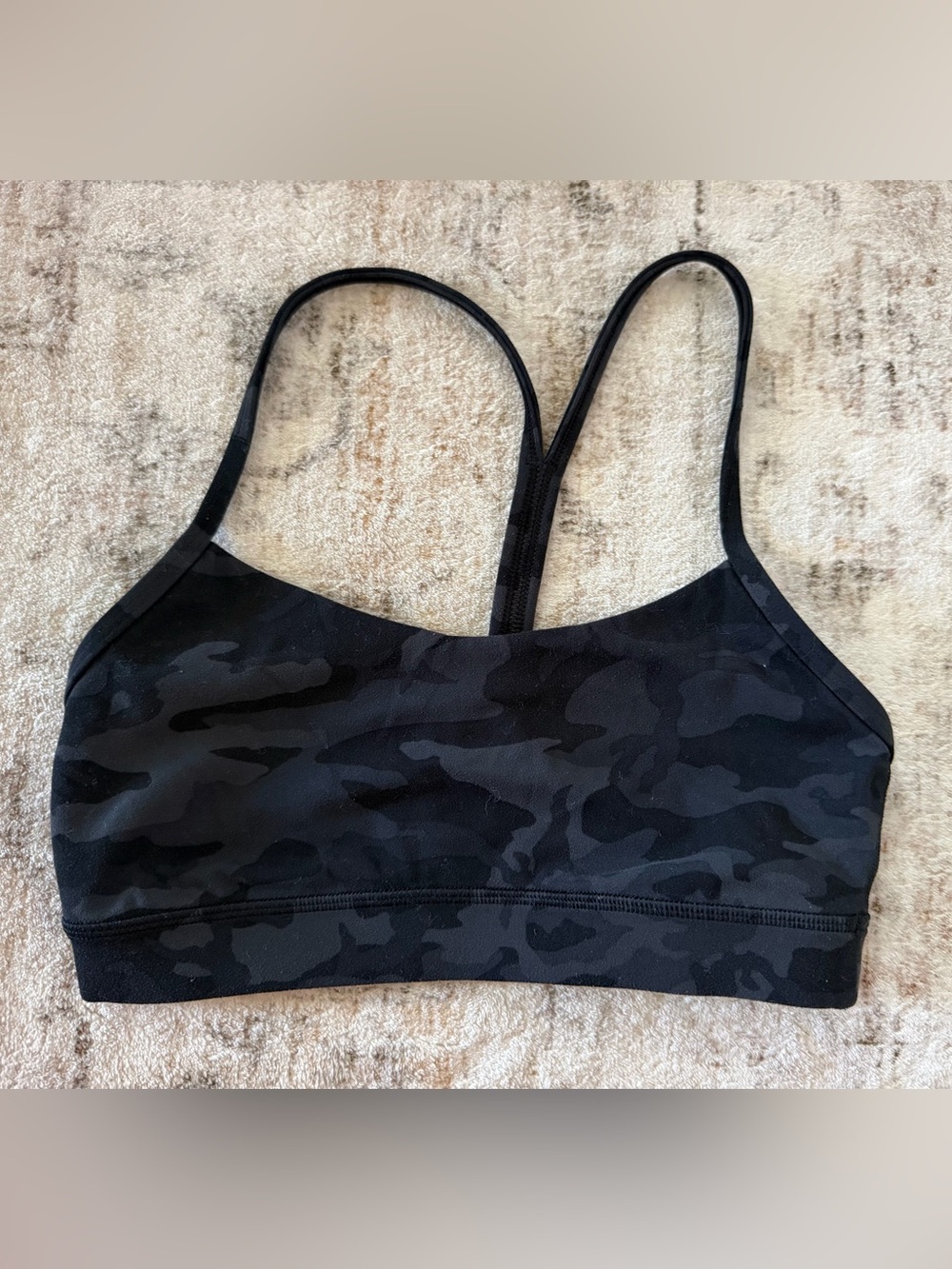 Lululemon Flow Y Bra Size 4 Black Camo Nulu Strappy Yoga Sports Bra